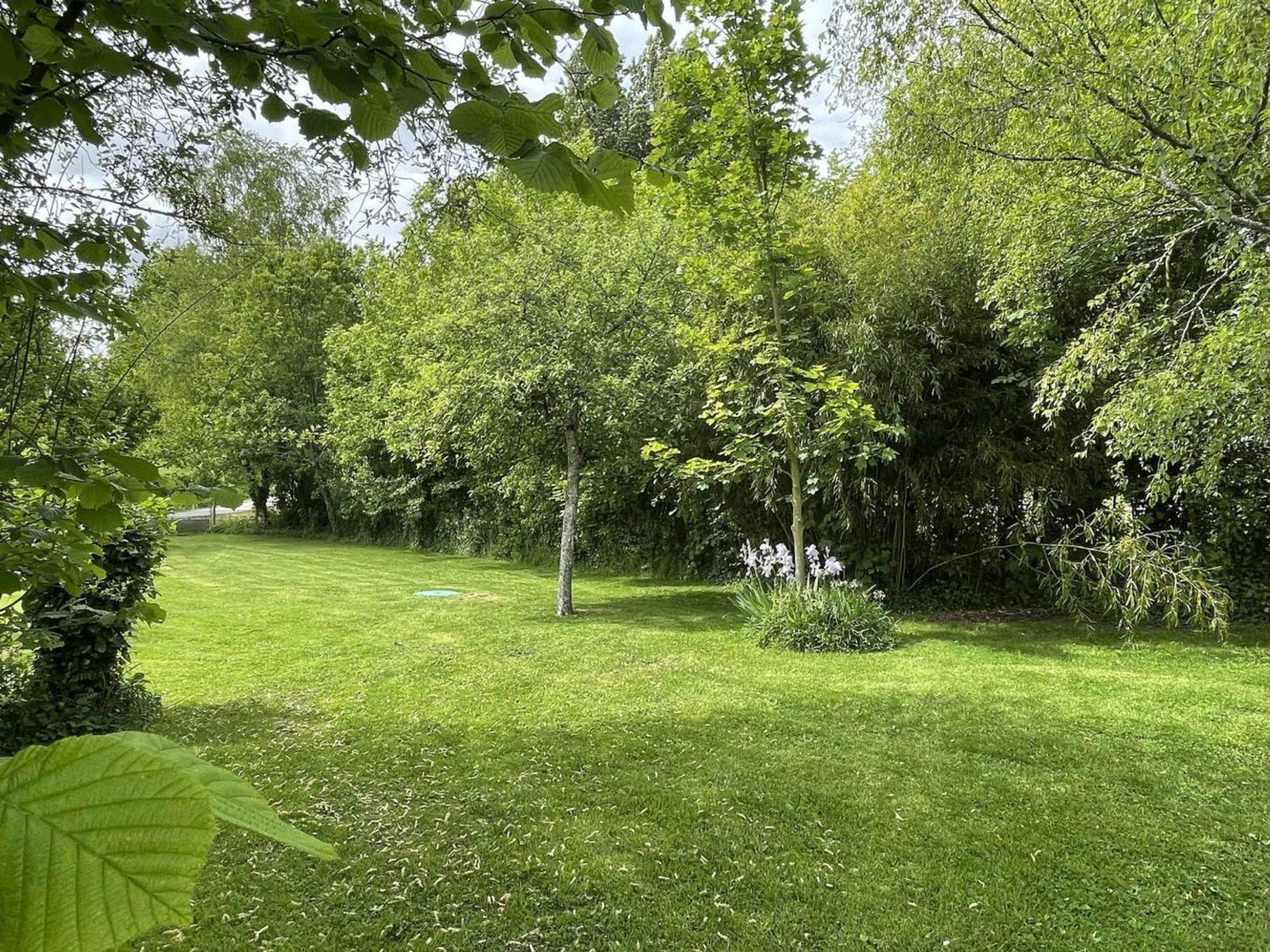Maison Percheronne Spacieuse Avec Billard, Babyfoot, Et Jardin Clos, Animaux Bienvenus ! - Fr-1-497-65 La Mesniere Exterior foto