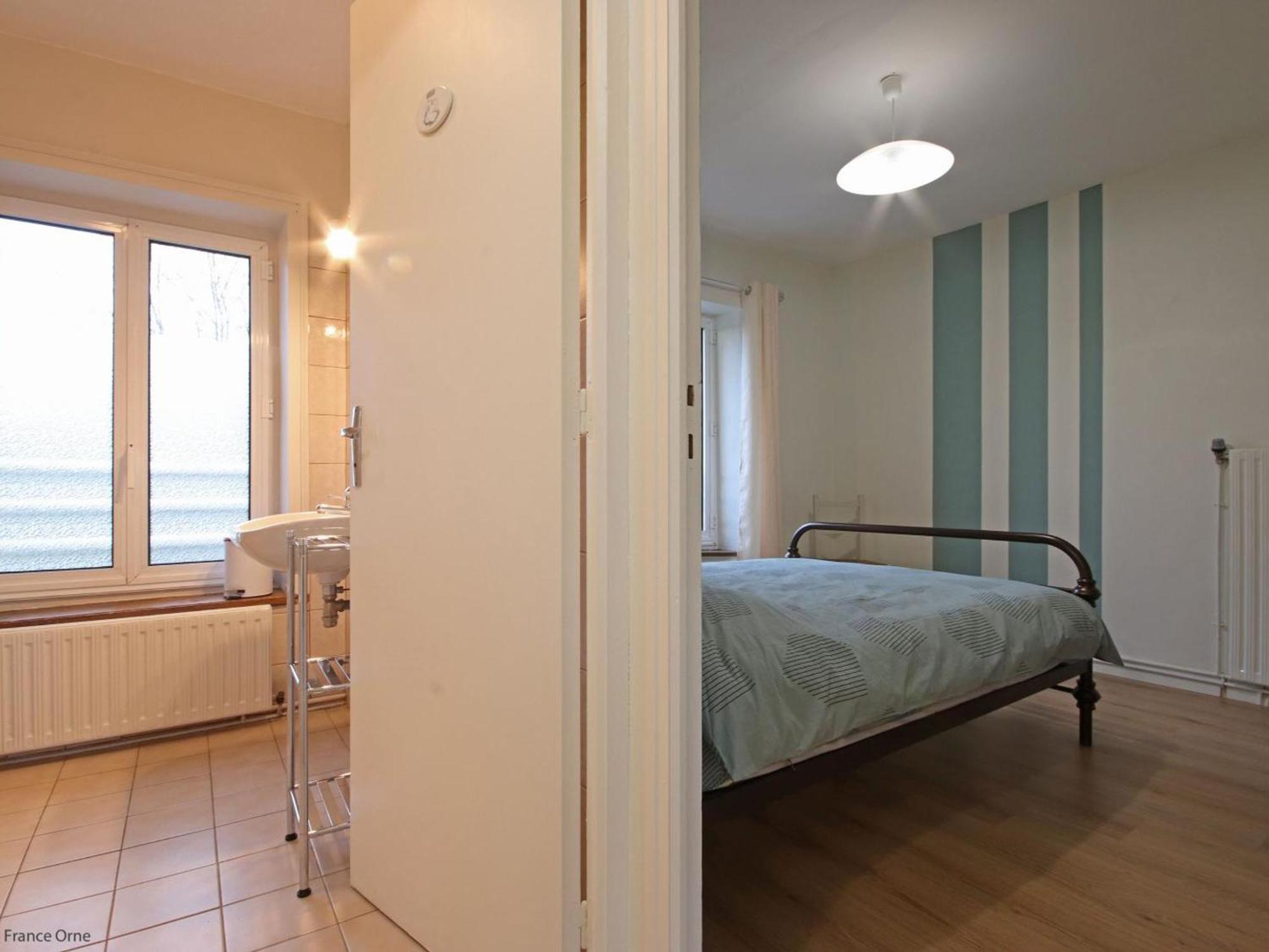 Maison Percheronne Spacieuse Avec Billard, Babyfoot, Et Jardin Clos, Animaux Bienvenus ! - Fr-1-497-65 La Mesniere Exterior foto